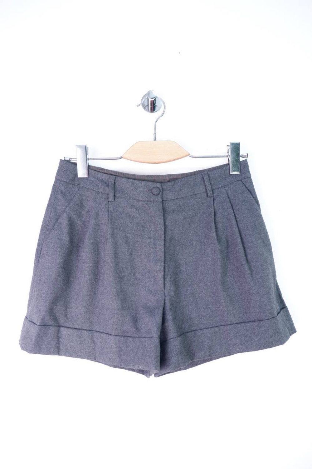 Шорты H&M для весеннего образа 42 размер