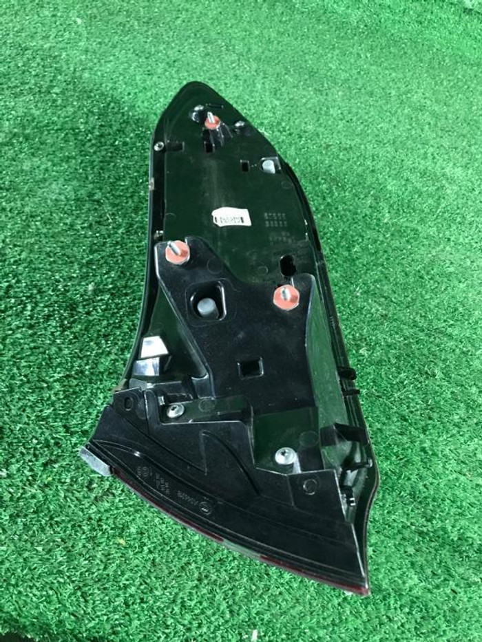 Фонарь левый внешний Mercedes GLE C292 (2015-2019)