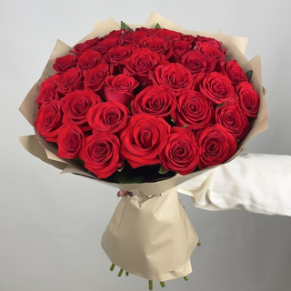 Букет 35 красных роз Россия 40 см