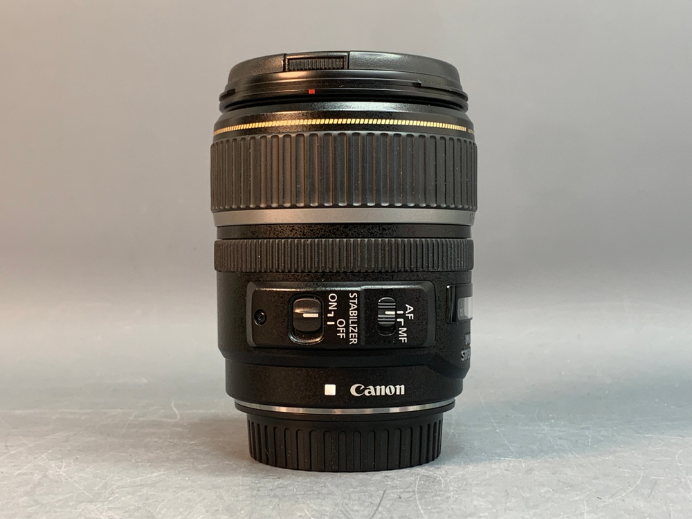 Canon EF-S 17-85mm 4-5.6 IS USM