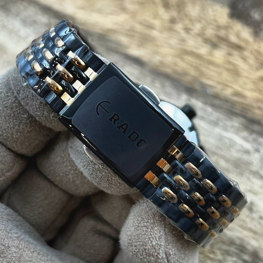 Часы Rado