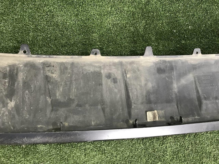 Накладка переднего бампера Audi Q7 2 (2015-2019)