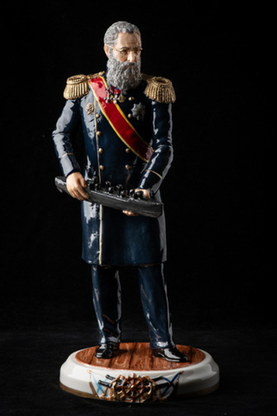 Статуэтка. Фарфор. Солдат. Крылов Алексей Николаевич - Русский флотоводец. Россия