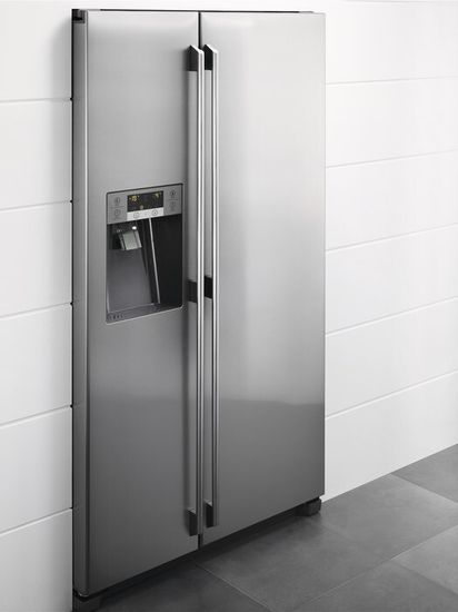 Холодильник Electrolux EAL 6140 WOU