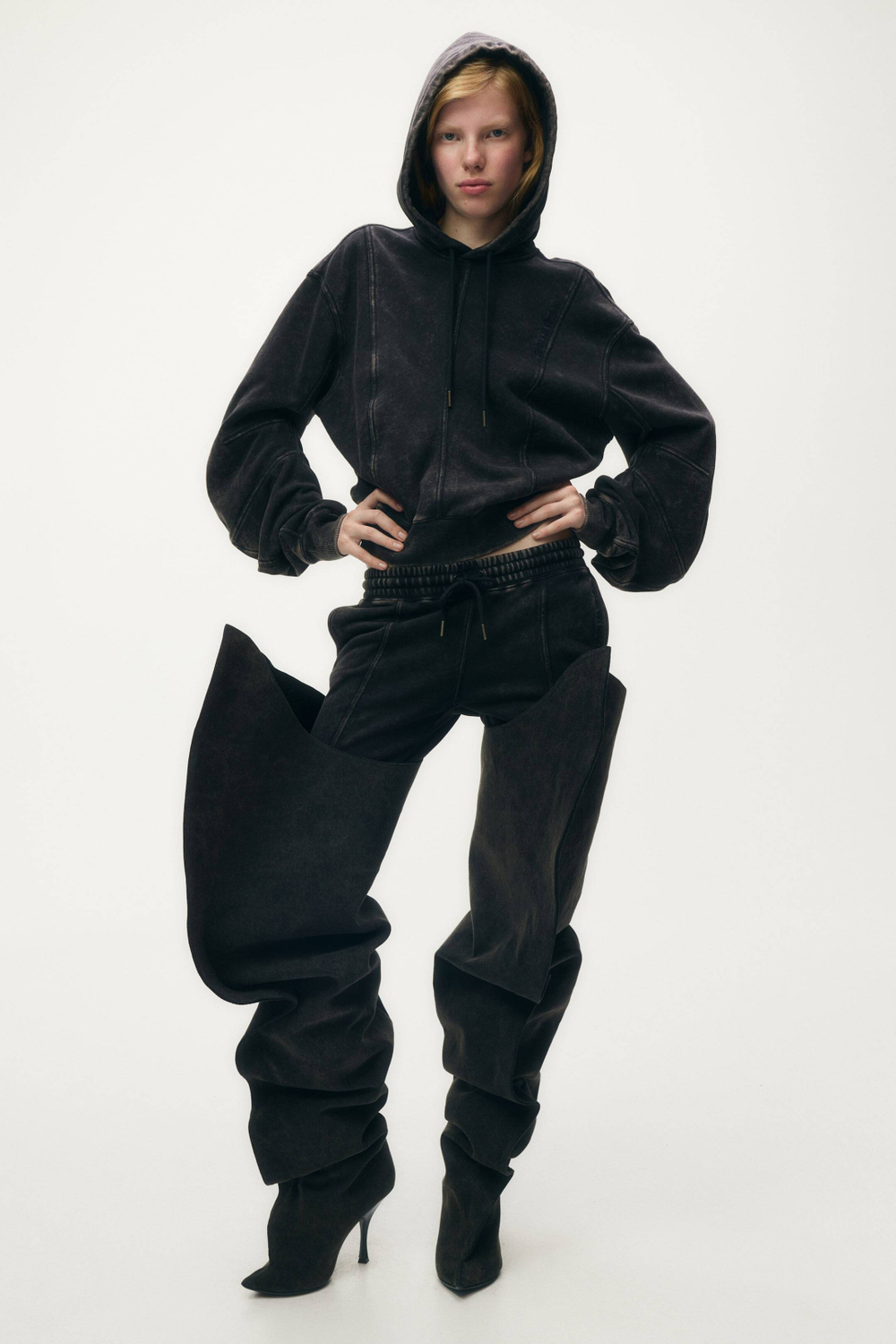 H&M - Glenn Martens Толстовка с капюшоном, темно-коричневый