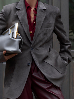 Пиджак кожаный замшевый серый