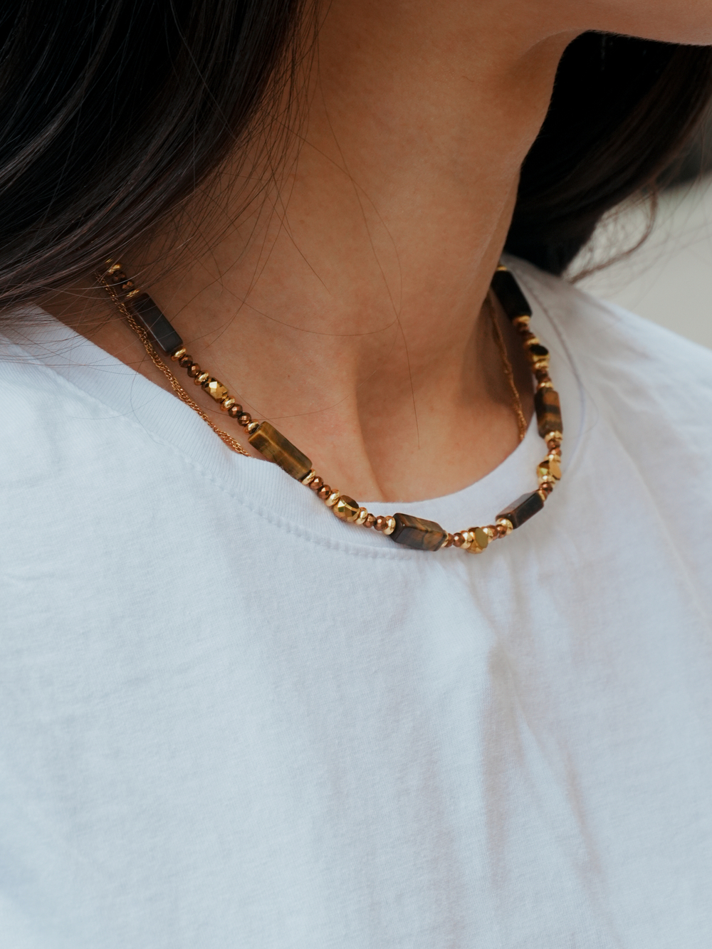 Чокер из натурального камня тигровый глаз