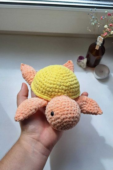 Вязаная игрушка ручной работы "Черепашка"