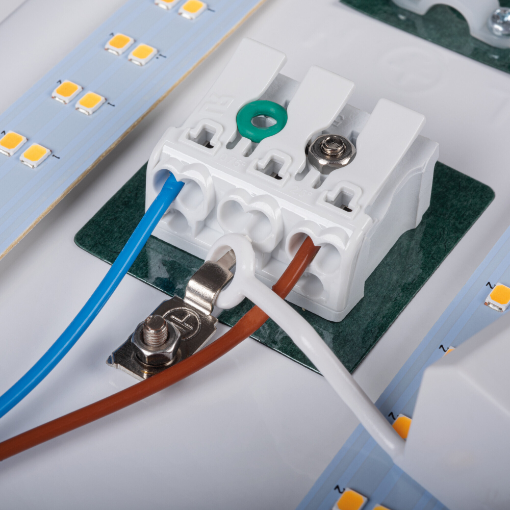 Светильник светодиодный линейный 1200 MEBA LED 22-40W NW/WW