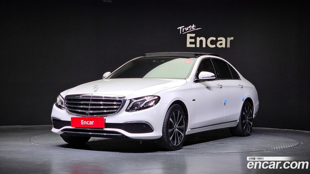 Mercedes-Benz E-Class W213 E300e Exclusive (12.2019)