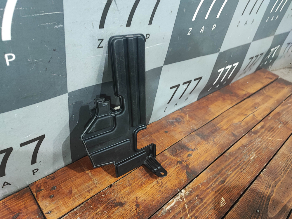 Воздуховод радиатора правый Suzuki Grand Vitara 2 (JT) 05-15 Б/У Оригинал 7243654P1R