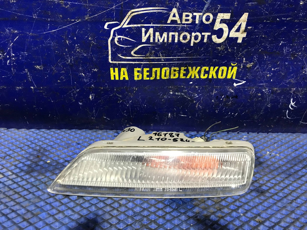 Повторитель в бампер левый NISSAN LARGO 1993-1996