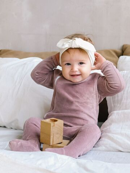 Велюровый комбинезон Mjölk Desert Rose