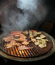 Керамический гриль Big Green Egg XL XLarge (очень большой), 61 см, ножки с рукояткой, столики