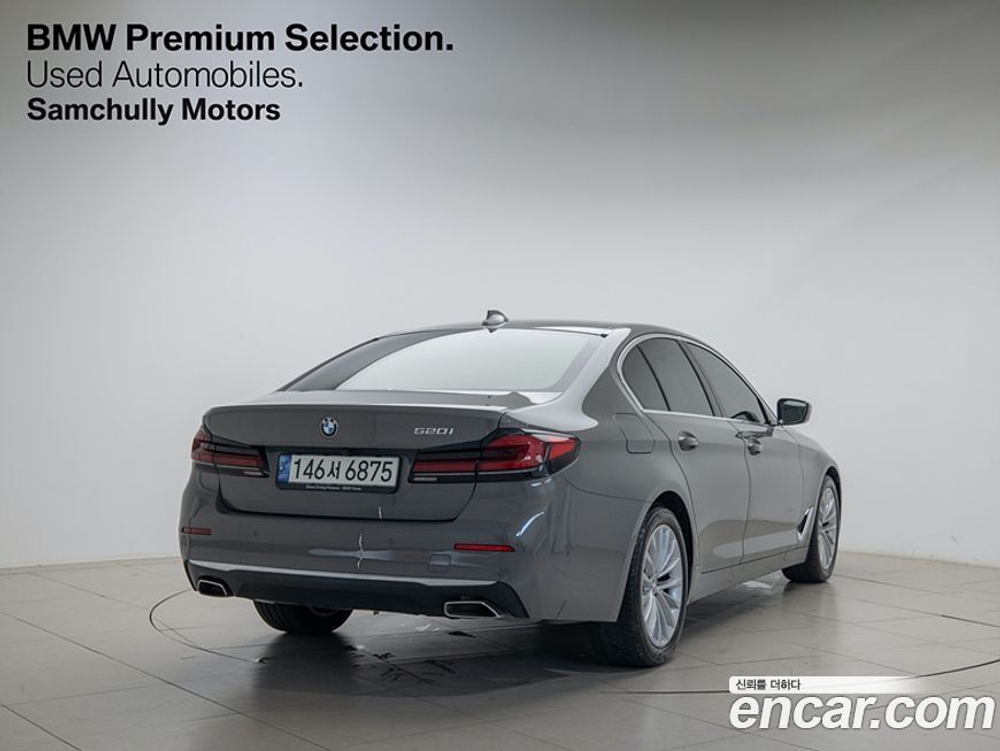 BMW 5 Series (G30) 520i Luxury (04.2021)
