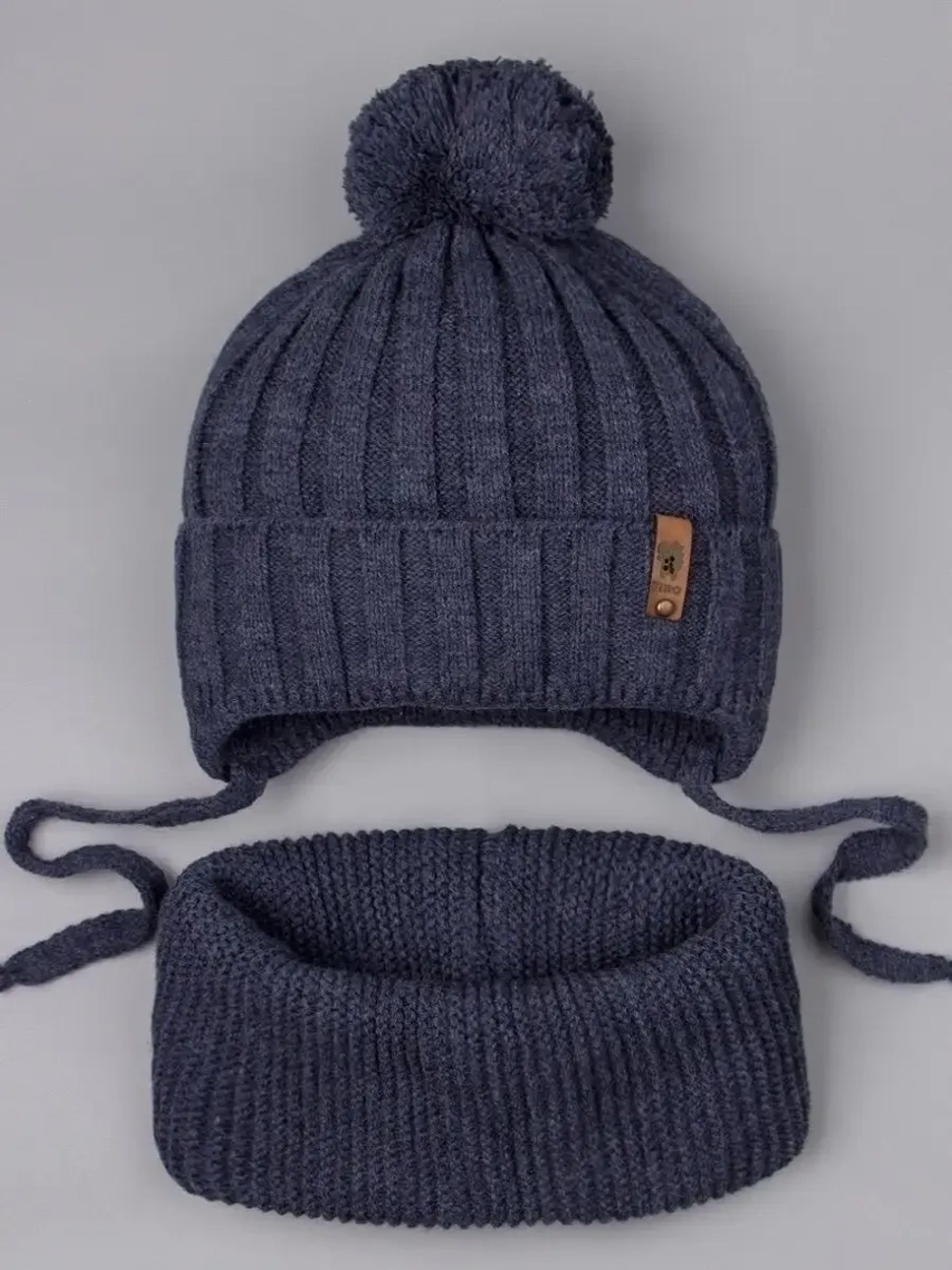 Шапка для мальчика со снудом осенняя