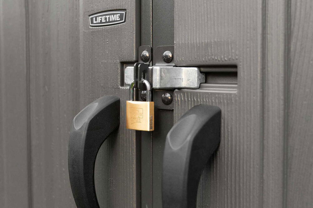 Сарай пластиковый WoodLook 15*8 DD