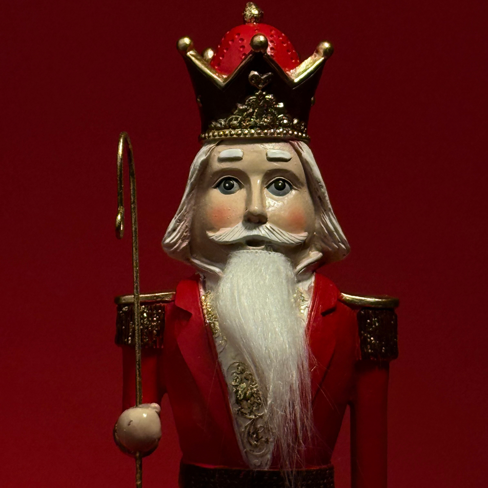 Сувенир Щелкунчик (полирезин), Н30,5х9,5х7см, в асс., красный