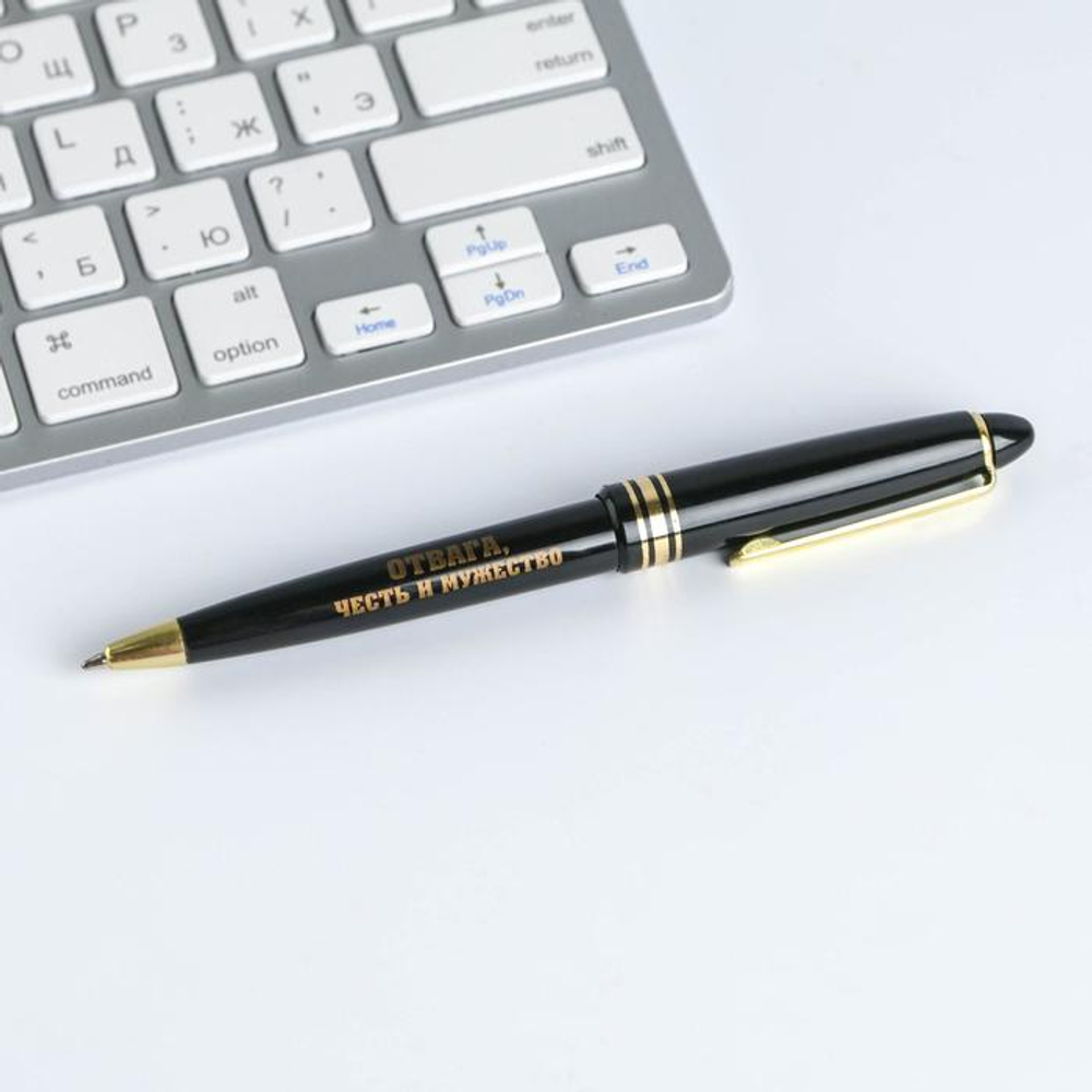 Подарочный набор «Лучшему во всем», ежедневник А5, 80 л в твердой обложке и ручка