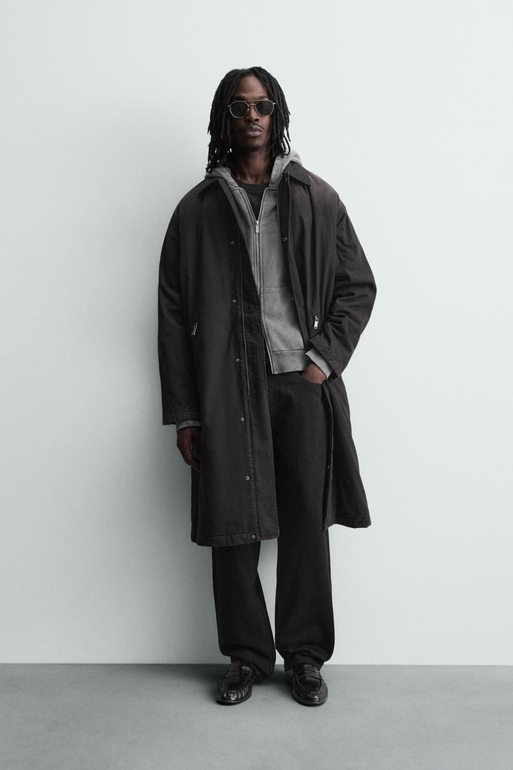 ZARA ПАЛЬТО ИЗ ДЕНИМА С ЭФФЕКТОМ ПОТЕРТОСТИ, ЧЕРНЫЙ