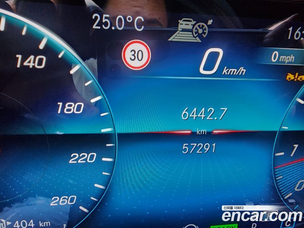 Mercedes-Benz E-Class W213 E350 4MATIC Avangarde (05.2022)