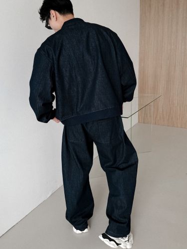 Костюм (куртка и брюки) мужской NOHO