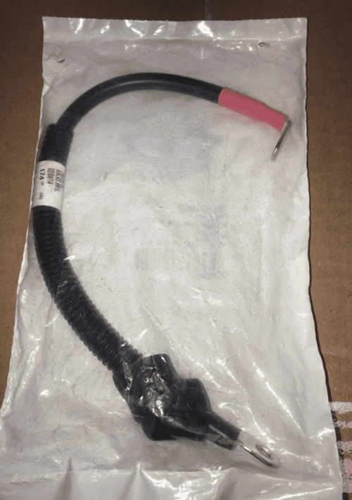 70102-06B Кабель плюсовой клеммы CABLE,POS BATTERY-TO-STRTR MTR-40%