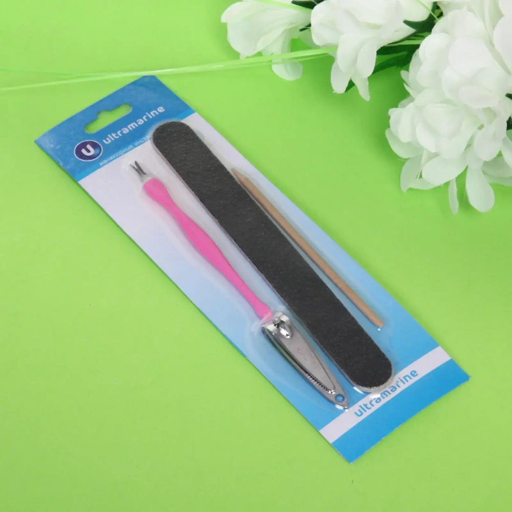 Маникюрный набор на блистере, 4 предмета «Ultramarine» (пилка наждачная черная, кусачки, апельсиновая палочка и триммер)