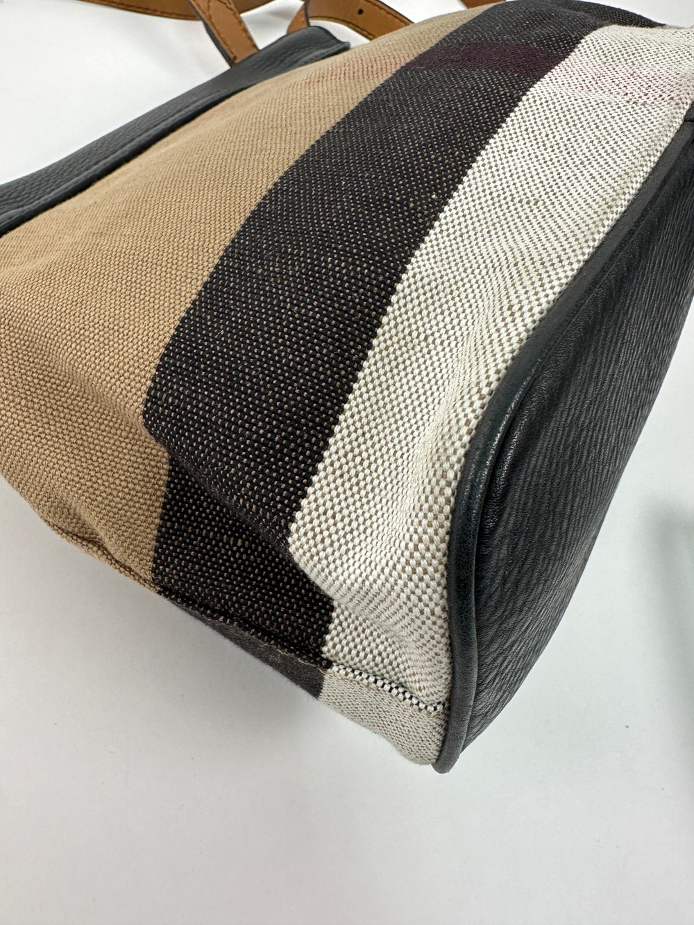 Сумка Burberry Shellwood Crossbody Bag