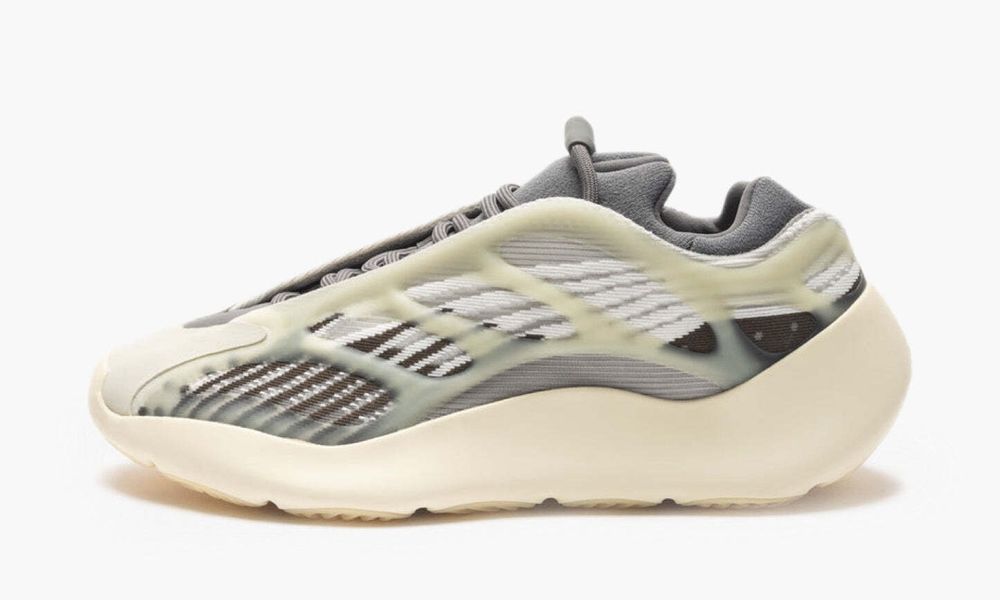 Yeezy 700 V3 &quot;Fade Salt&quot;