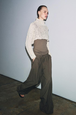 ZARA ЖАККАРДОВЫЕ БРЮКИ В ПОЛОСКУ — ZW COLLECTION, СЕРО-КОРИЧНЕВЫЙ