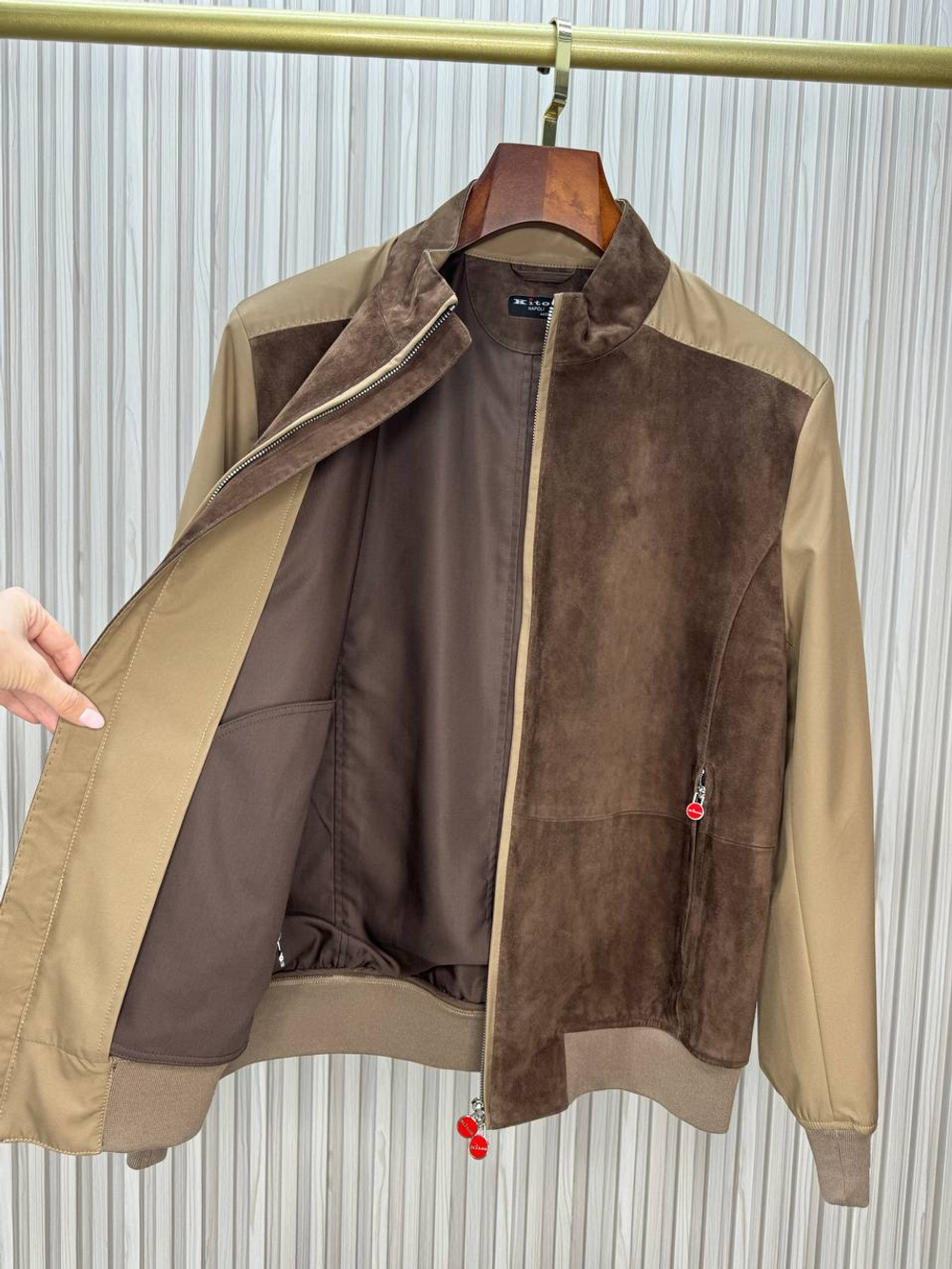 Замшевая куртка Kiton