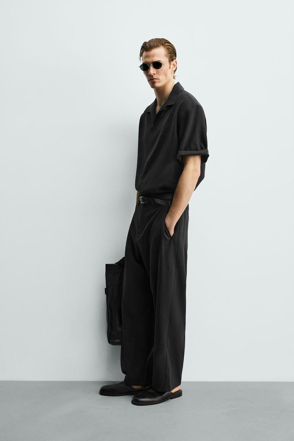 ZARA РУБАШКА RELAXED FIT ИЗ СТРУЯЩЕЙСЯ ТКАНИ, ЧЕРНЫЙ