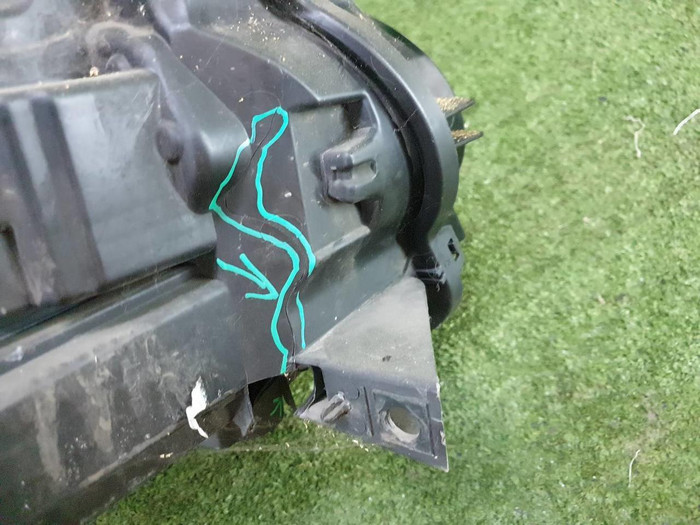 Фара левая Range Rover Vogue 4 (2012-2017) ксенон