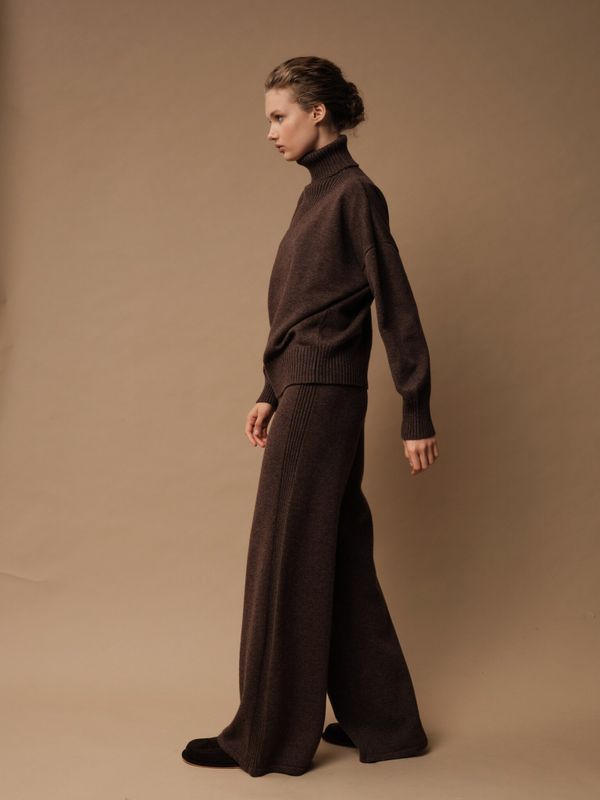 458457-8100 Костюм женский, шоколадный