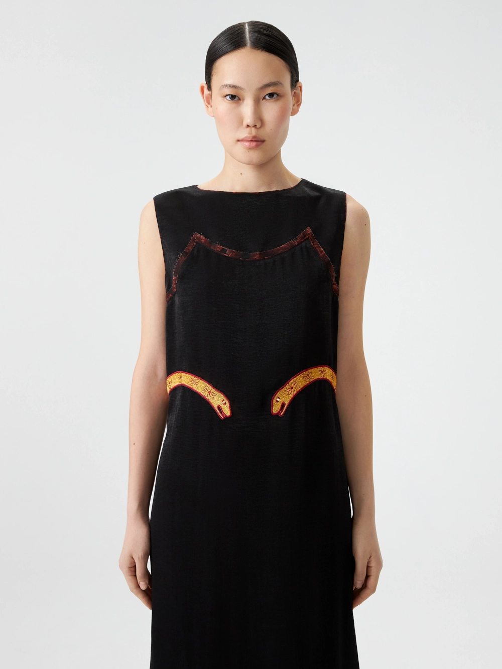 Платье с вышивкой и открытой спиной OLA OLA