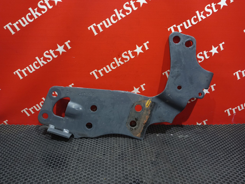 Кронштейн усилителя бампера левый 2021г.