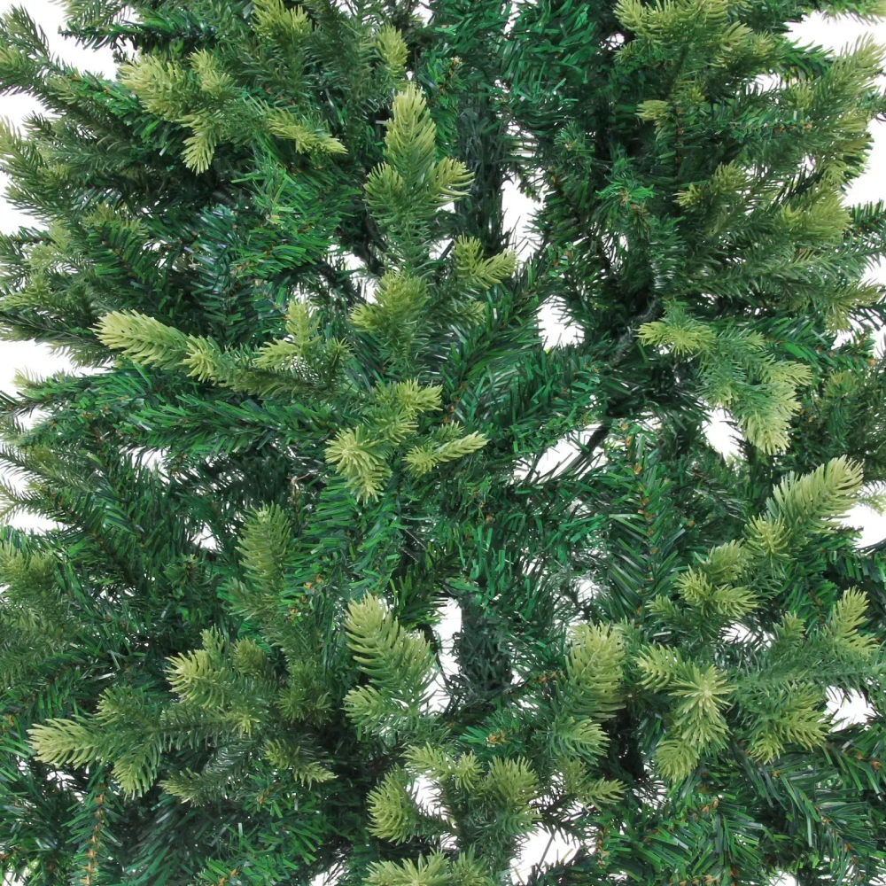 Ёлка «Женева» 180 см, ПВХ, резина (680 веток)