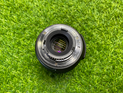 Nikon D3000 kit 18-55mm 3.5-5.6G VR 9.000 кадров