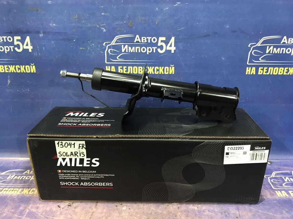 Стойка передняя правая HYUNDAI SOLARIS 2010-2012