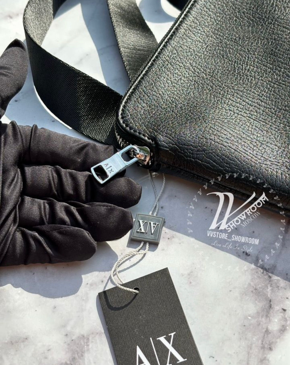 Сумка через плечо Armani Exchange