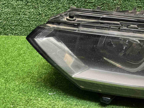 Фара левая VW Passat B8 (2014-2020) LED