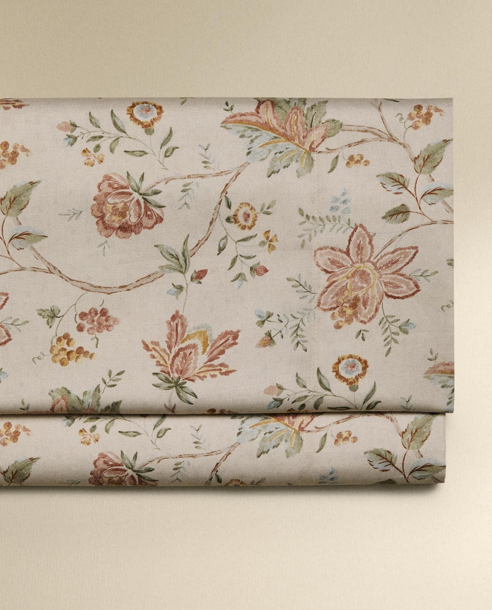 Zara Home - Простыня из атласа с цветочным рисунком (300 нитей), экрю, 160x280 см