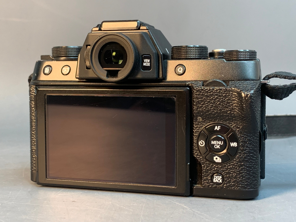 Fujifilm X-T100