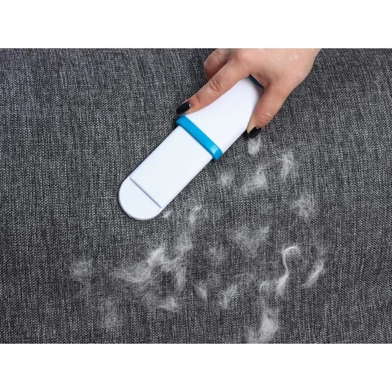 Щётка для удаления шерсти и волос с одежды и мебели, 13,5×6×3 см, цвет синий