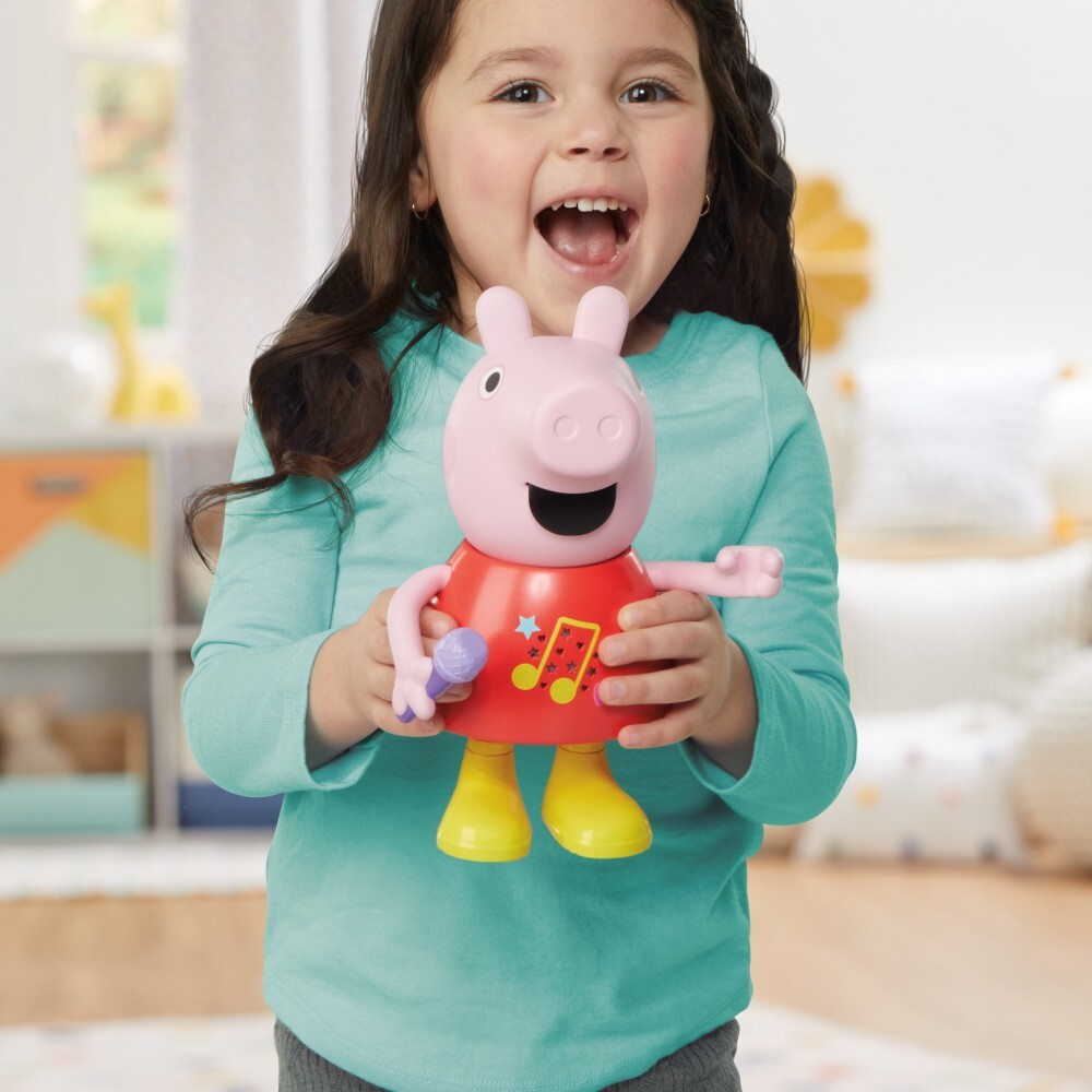Hasbro Peppa Pig - Говорящая и поющая Пеппа G0518