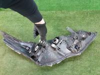 Битая Фара левая Toyota Corolla E160 15-19 галоген