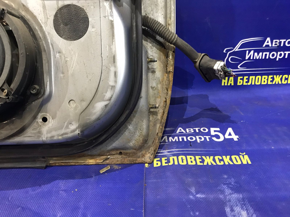 Дверь передняя левая NISSAN EXPERT 2001