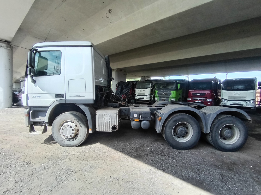 Mercedes-Benz Actros 6x4 Седельный тягач 3346 S (Дизельный, 11,9 л, 456 л.с., МТ)