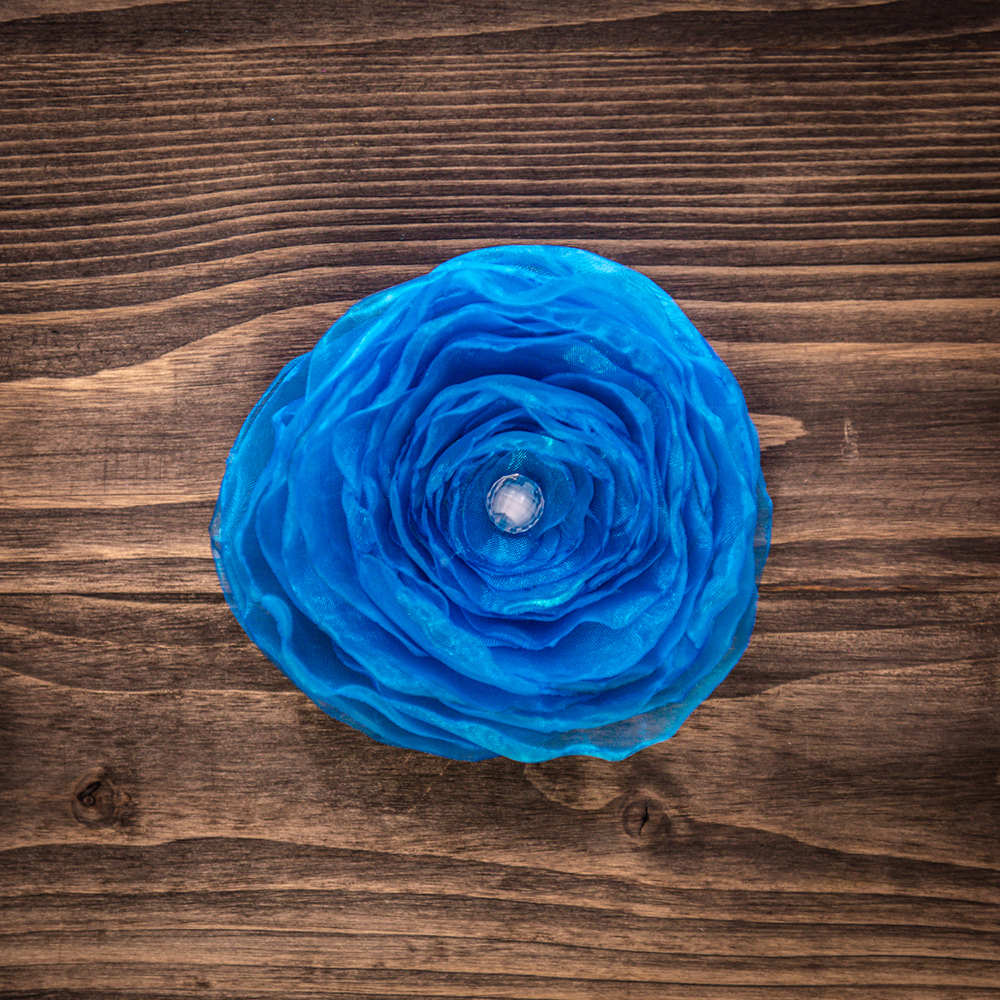 цветок из ткани